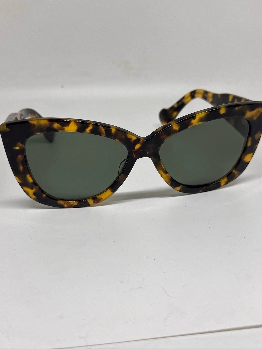 DITA Vesoul Tortoiseshell Sunglasses Like New
